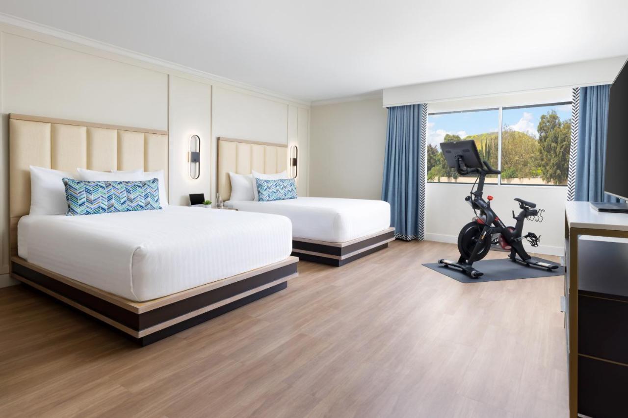 The Anza-A Calabasas Hotel Экстерьер фото