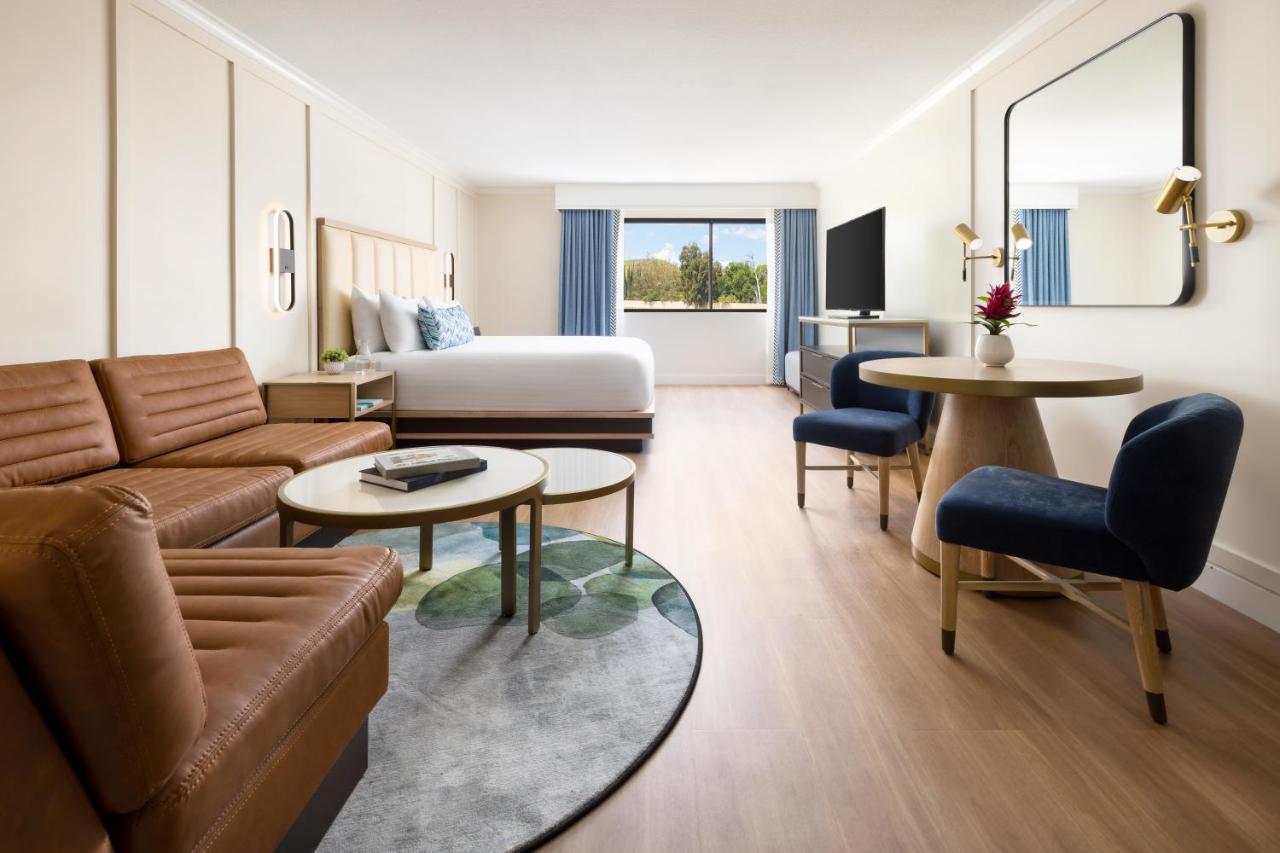 The Anza-A Calabasas Hotel Экстерьер фото