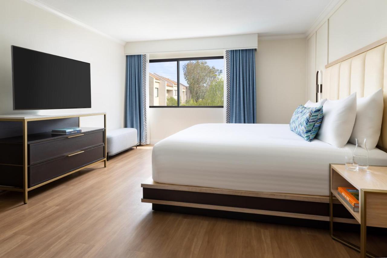 The Anza-A Calabasas Hotel Экстерьер фото