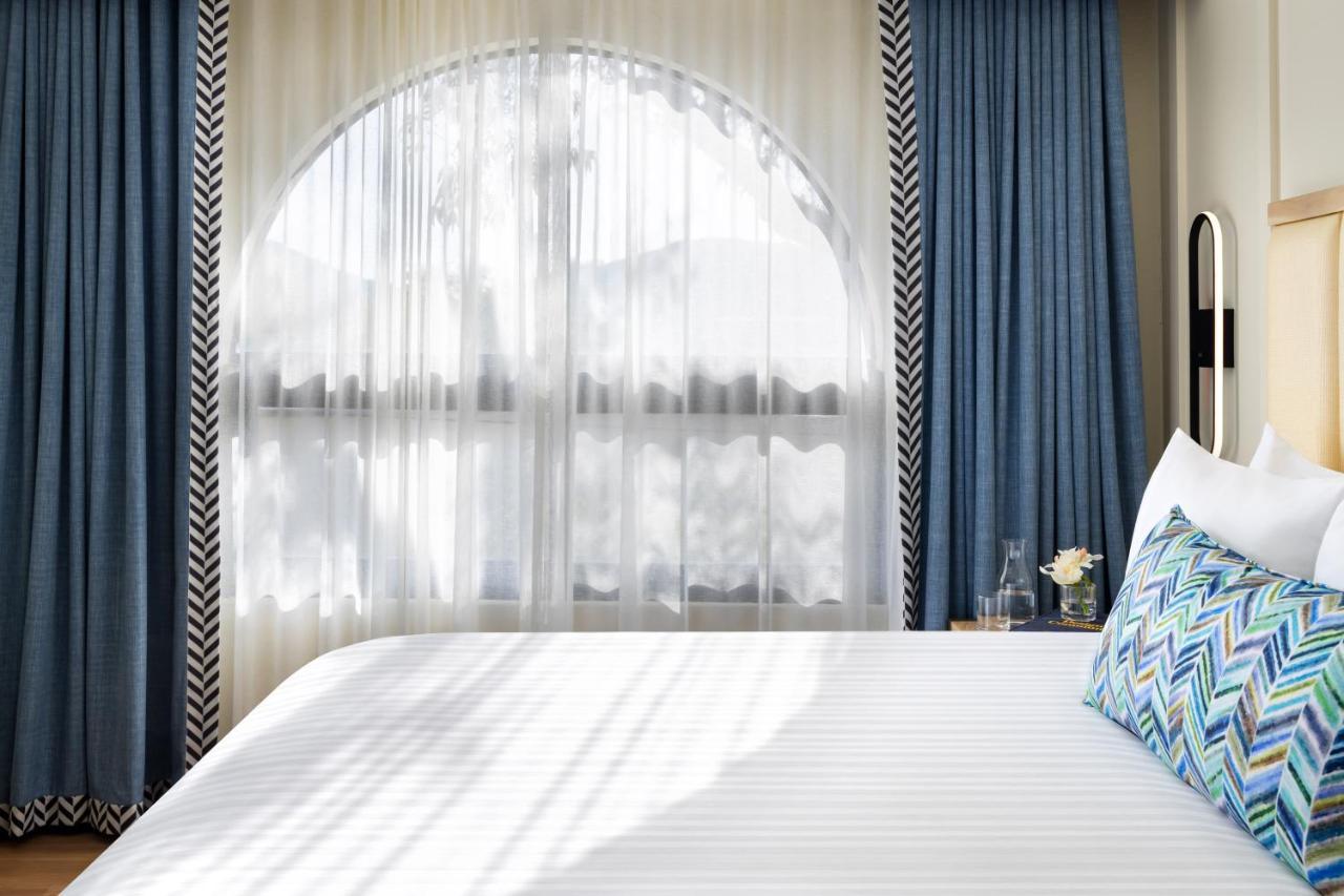 The Anza-A Calabasas Hotel Экстерьер фото